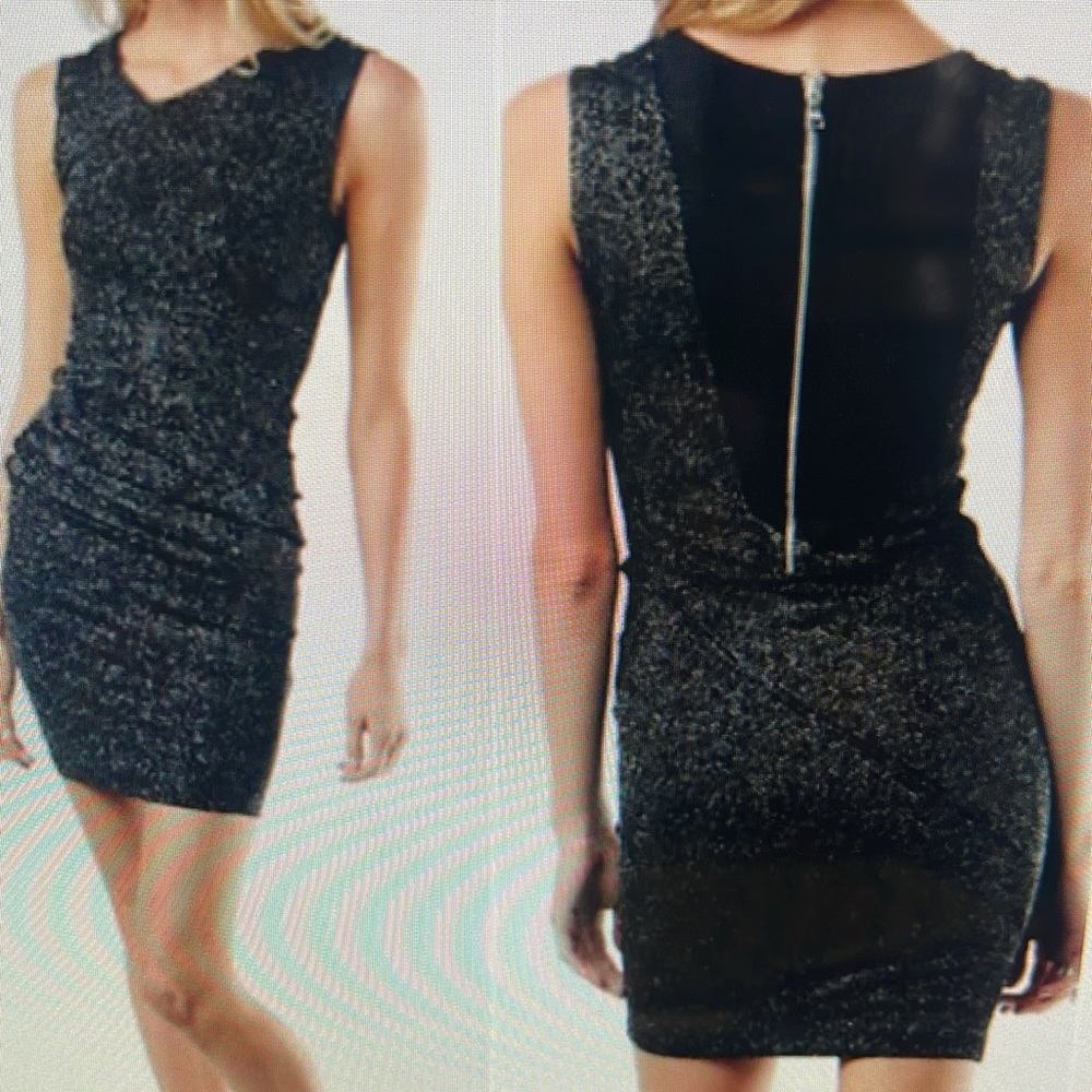 NWT ALICE +  OLIVIA Annabelle seamed a symmetric neck dress. 8